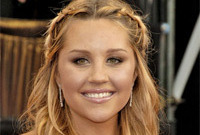 Amanda-bynes-braided-updo-side